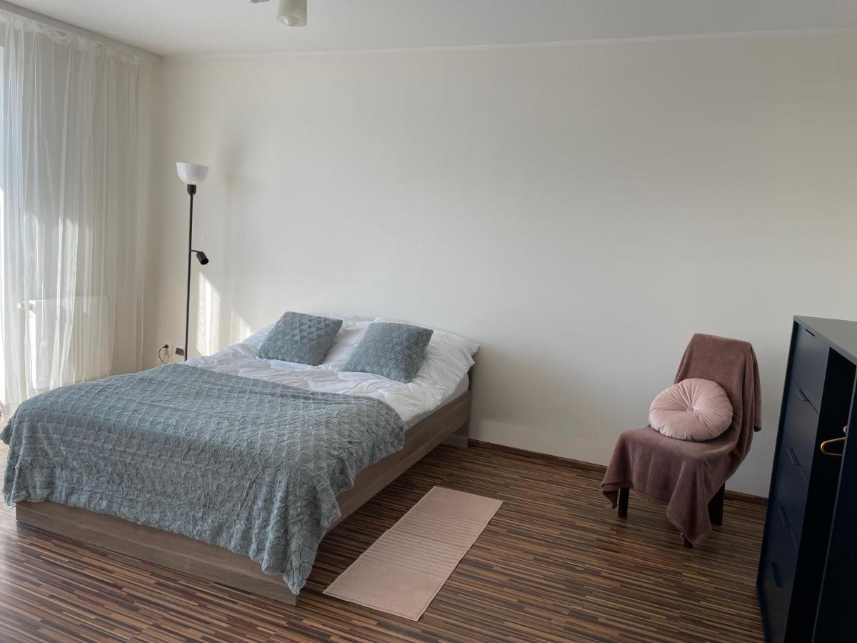 Komfortowe Studio 52 M2 W Centrum Grojca Grojec  Luaran gambar