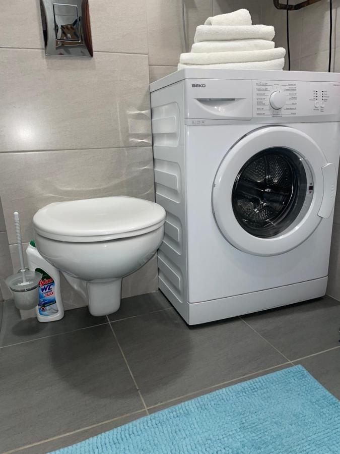 Komfortowe Studio 52 M2 W Centrum Grojca Grojec  Luaran gambar