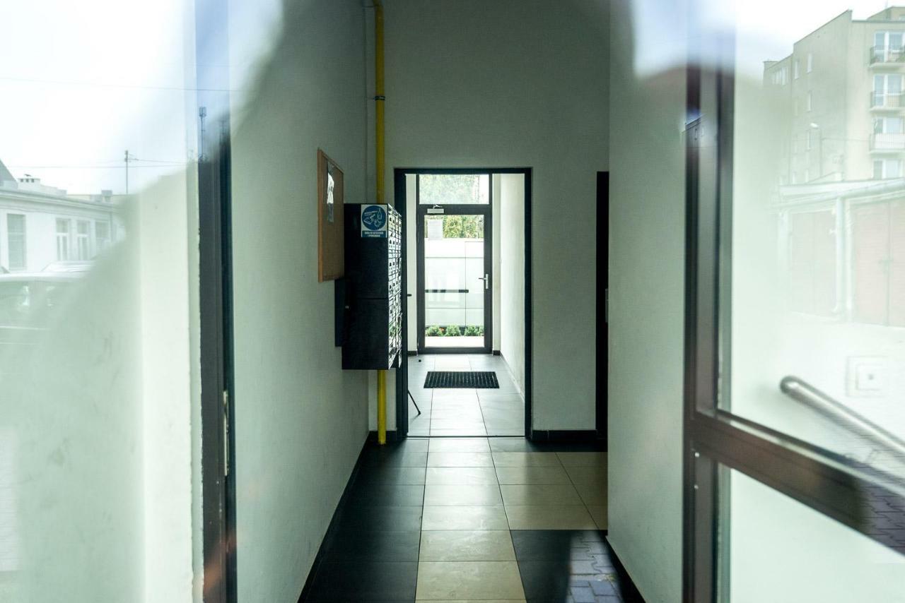 Komfortowe Studio 52 M2 W Centrum Grojca Grojec  Luaran gambar